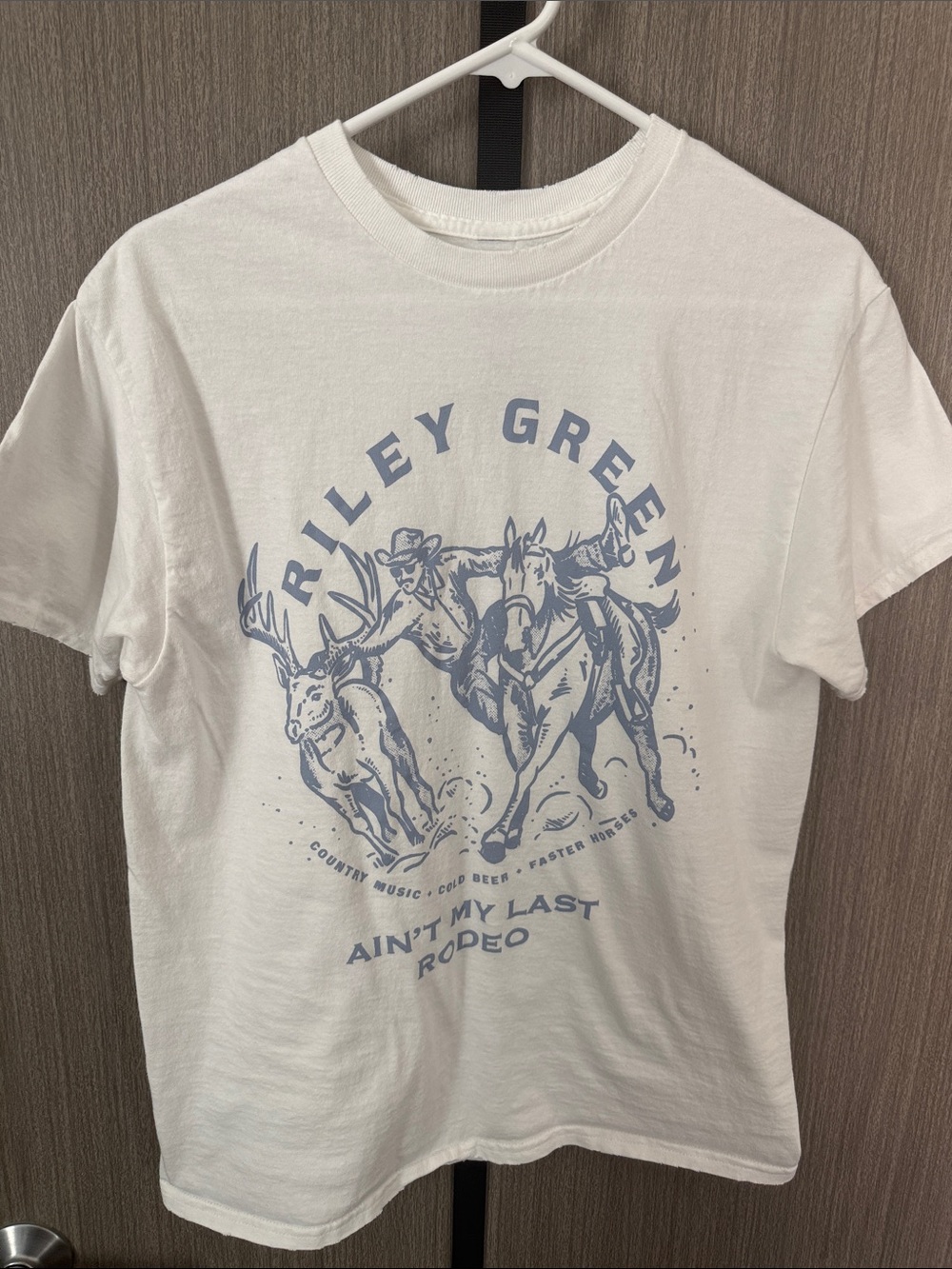 Women's Short-Sleeve Riley Green White Graphic Tee